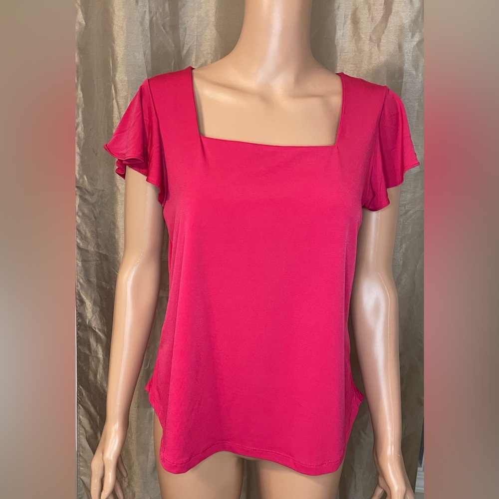 New York and Co-square neck, short sleeve top